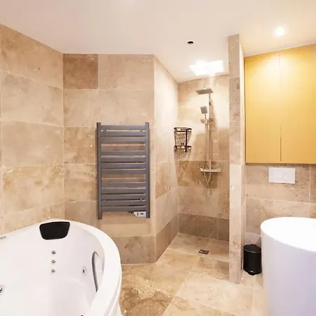 Avec Jacuzzi Dans Le 10e Parigi